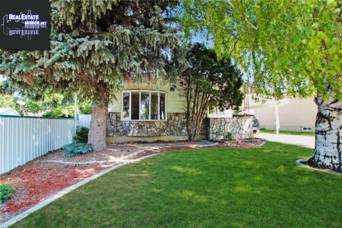 2513 11 Avenue NLethbridge, Alberta, T1H4W6, Canada