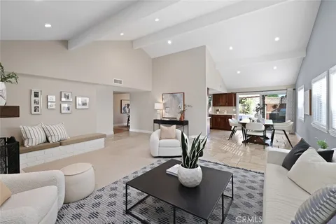 2662 Salmon Drive, Los Alamitos, CA 90720