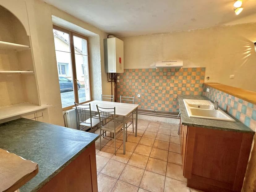 Additional image 2 of Poitou-Charentes, Vienne, Montmorillon, France