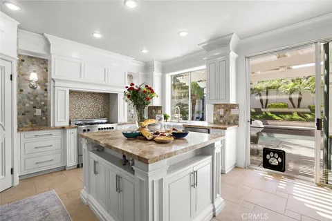 8947 Greenlawn Street, Riverside, CA 92508