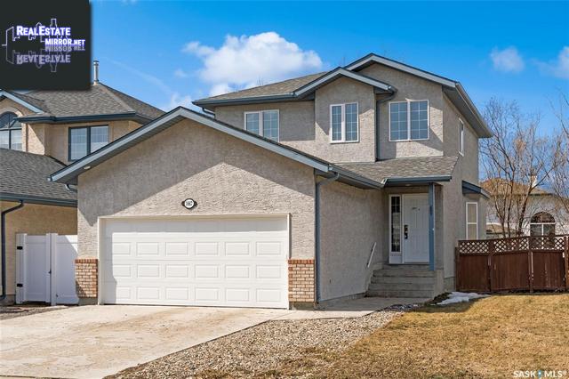 1667 Fenwick Crescent N, Regina, Saskatchewan, S4X4N4, Canada