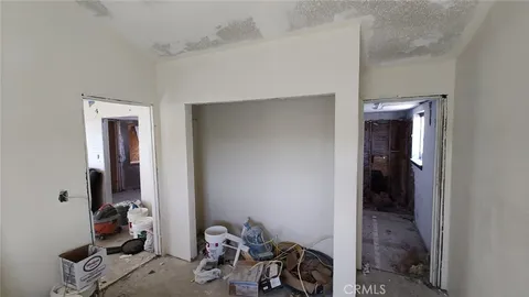 10855 E Avenue M, Palmdale, CA 93591