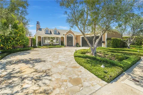 1401 Santanella Ter, Corona Del Mar, CA 92625