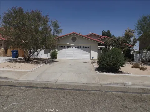 1231 Camran Avenue, Lancaster, CA 93535