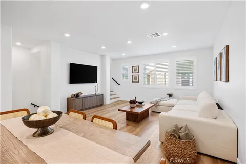 381 Bellver Unit 13, Lake Forest, CA 92630