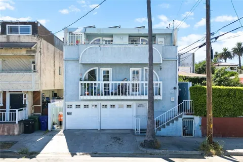 221 N Cabrillo Avenue, San Pedro, CA 90731