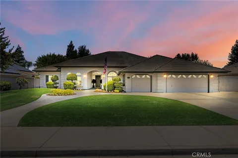 Property image - 13007 Queen Palm Court, Bakersfield, CA 93314