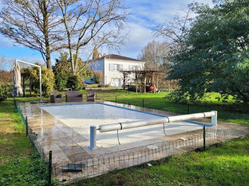 Additional image 2 of Aquitaine, Lot-et-Garonne, Nérac, France