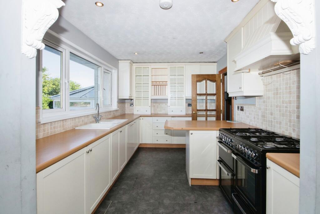 Additional image 4 of Glascairn Avenue, Aberdeen, AB12