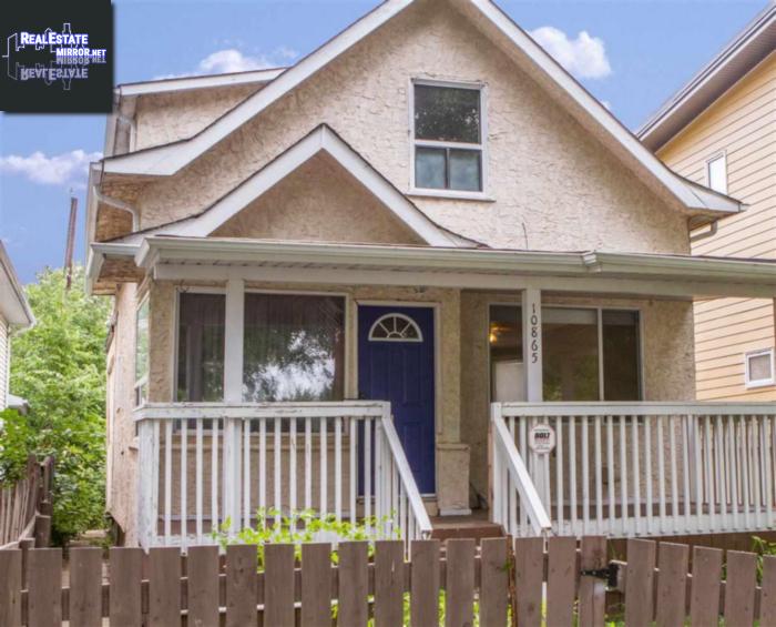10865 94 St NwEdmonton, Alberta, T5H1Z8, Canada