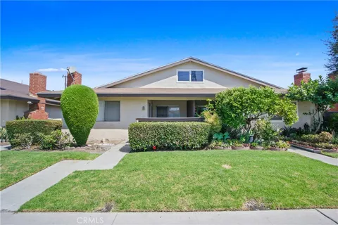 9155 Pacific Avenue Unit 213, Anaheim, CA 92804