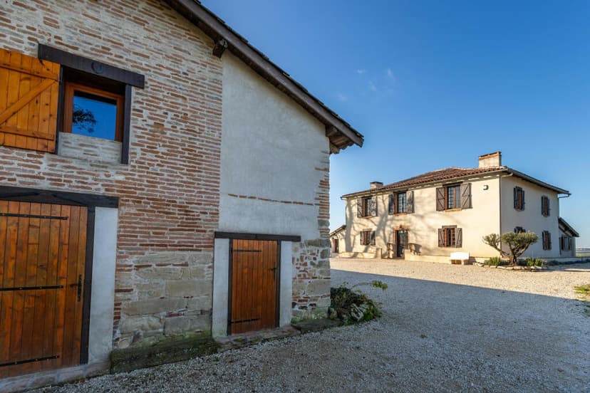Primary image of Midi-Pyrénées, Tarn-et-Garonne, Molières, France