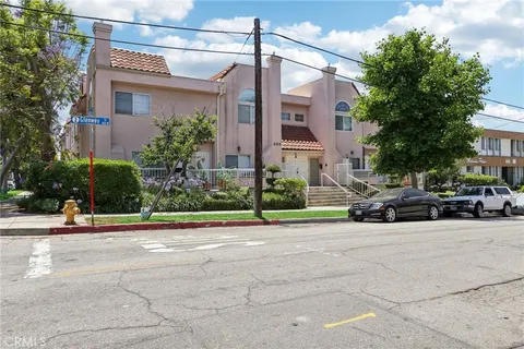 800 Glenway Drive Unit 107, Inglewood, CA 90302