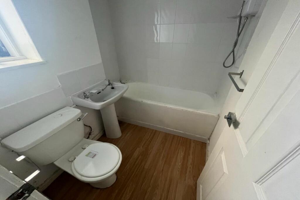 Additional image 6 of 2, Deer Road, Flat 5, Aberdeen, AB244RW