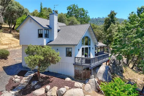 Primary image of 59788 Road 601, Ahwahnee, CA 93601