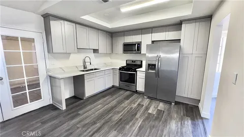 1053 N Brierwood Avenue, Rialto, CA 92376