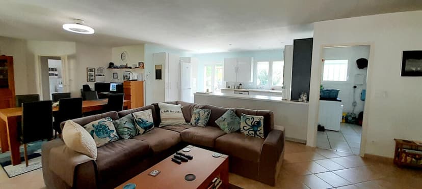 Primary image of Aquitaine, Dordogne, St-Jory-de-Chalais, France