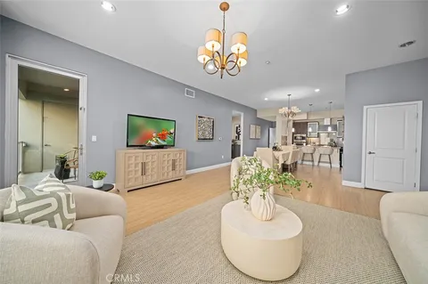 21 Gramercy Unit 321, Irvine, CA 92612