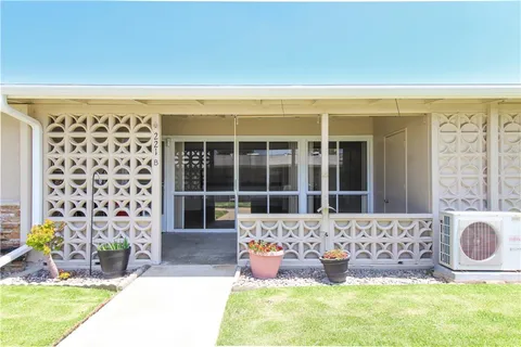 13061 Oak Hills Dr Unit 221B, Seal Beach, CA 90740