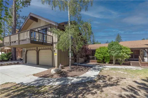 224 Teakwood Drive, Big Bear Lake, CA 92315