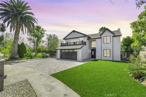 20500 Blairmoore Street, Chatsworth, CA 91311