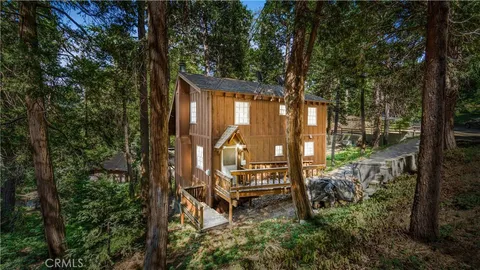 1205 Jungfrau Drive, Crestline, CA 92325