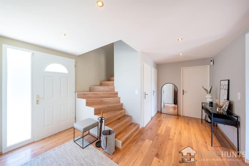 Additional image 2 of Rhone Alps, Haute-Savoie, Chens-sur-Léman, France