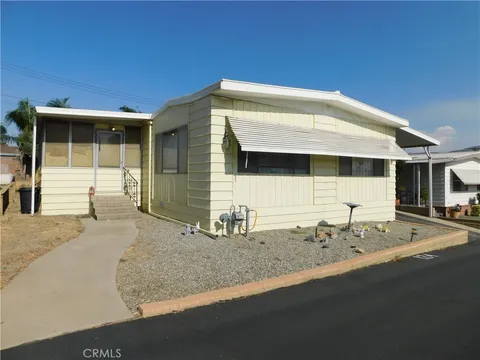 2200 W Wilson Street Unit 124, Banning, CA 92220