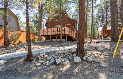 Primary image of 320 Hilltop Lane, Big Bear City, CA 92314