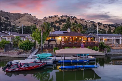 7795 Richard Drive, Lucerne, CA 95458