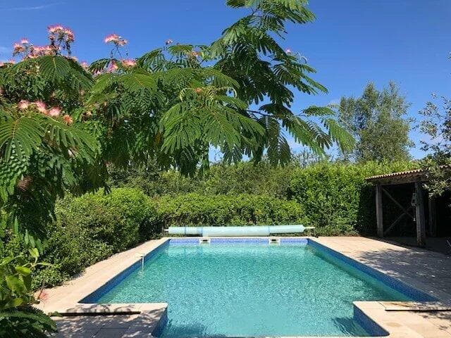 Additional image 2 of Aquitaine, Dordogne, Saint-Méard-de-Gurçon, France