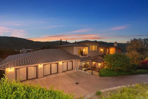 Primary image of 15414 Eastvale Rd, Poway, CA 92064