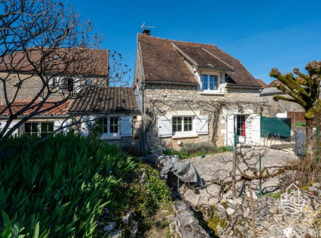 Primary image of Gourdon, Midi-Pyrenees, 46300, France