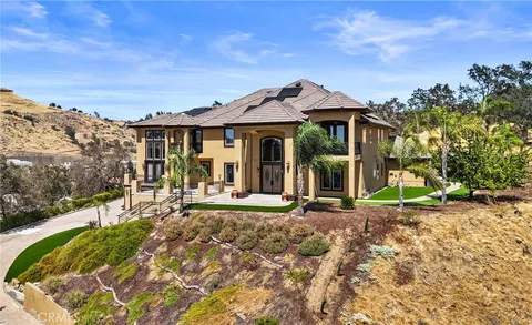 21819 Trestle Glenn Lane, Friant, CA 93626