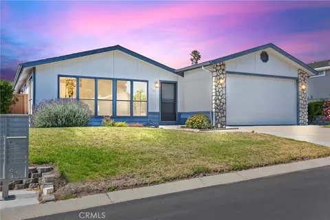 949 N Bent Tree Drive, Santa Maria, CA 93455