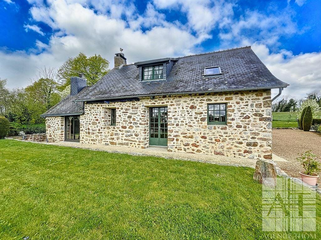 Property image - Pays de la Loire, Mayenne, Placé, France