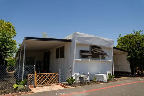 6426 Valley View St Unit 37, Joshua Tree, CA 92252