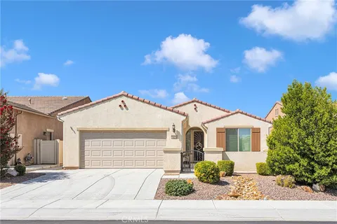 11274 Camden Street, Apple Valley, CA 92308