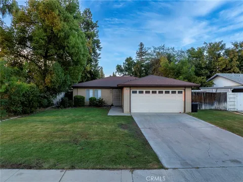 6808 Lafayette Way, Bakersfield, CA 93309