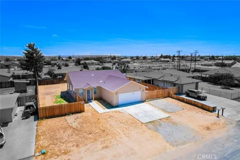 8836 Peach Ave, California City, CA 93505