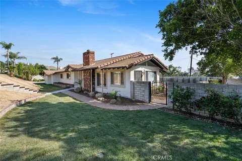 28653 Terrace Drive, Highland, CA 92346