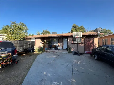315 S Hayes Street, Bakersfield, CA 93307