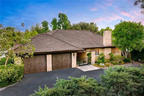 2952 San Pasqual Street, Pasadena, CA 91107