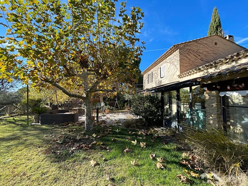 Additional image 3 of Provence-Alps-Cote d`Azur, Bouches-du-Rhône, Rognes, France