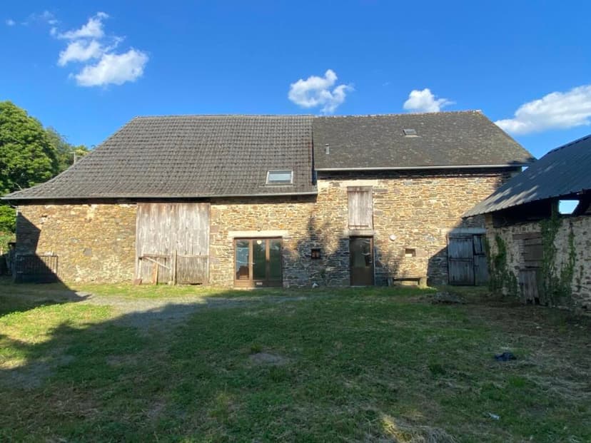 Additional image 2 of 19230 st-sornin-lavolps, France