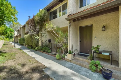 9771 Via Nola Unit 53, Burbank, CA 91504