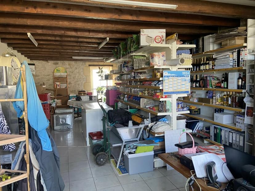 Additional image 3 of Aquitaine, Lot-et-Garonne, Monflanquin, France