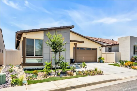 1527 Winding Sun Drive, Beaumont, CA 92223