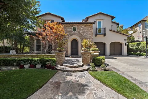 19 Dennis Lane, Ladera Ranch, CA 92694