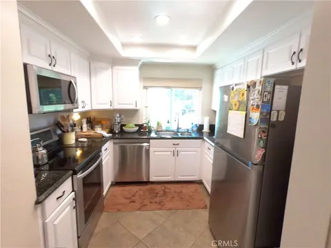 8777 Coral Springs Court Unit 5F, Huntington Beach, CA 92646